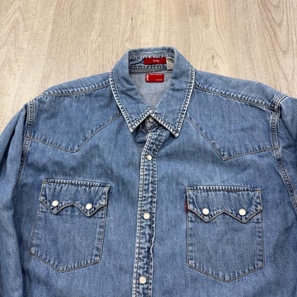 Vintage Levis Denim Shirt Men's Large Blue Snap Button Long Sleeve Western Rodeo - Picture 3 of 7